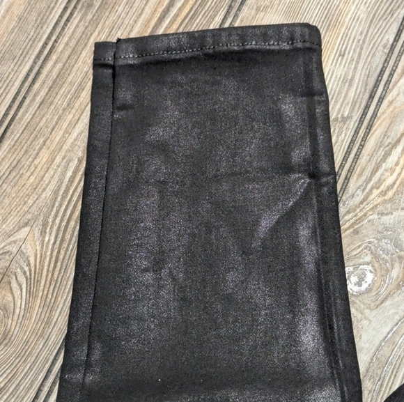 KanCan size 9 black skinny jeans in distressed leather-like fabric - Picture 4 of 11